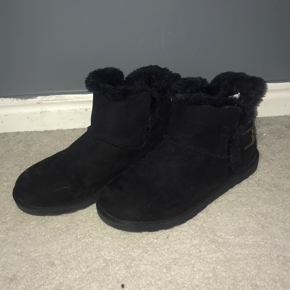 Black winter booties